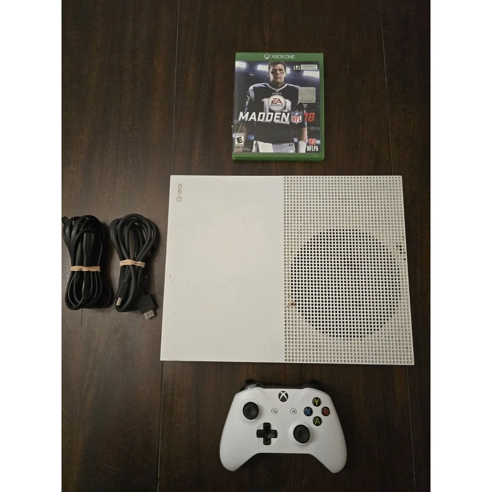 Microsoft Xbox One 500GB Console - Black, Wireless Controller, Game Bundle